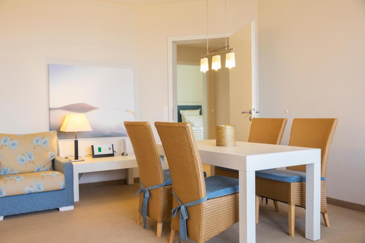 Strandhotel Duenenmeer - Adults Only Дирхаген Экстерьер фото