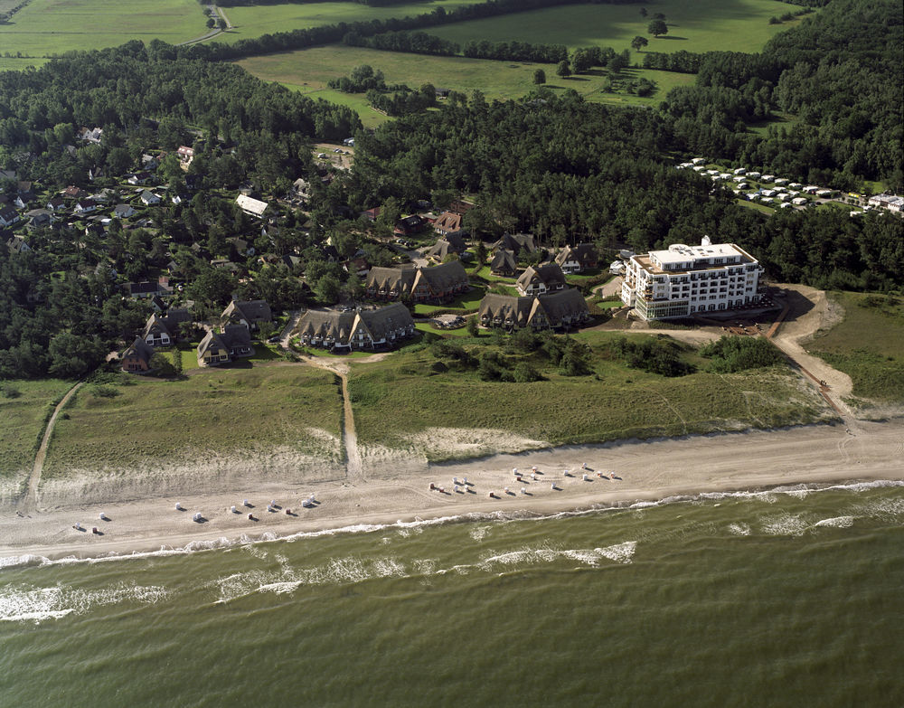 Strandhotel Duenenmeer - Adults Only Дирхаген Экстерьер фото
